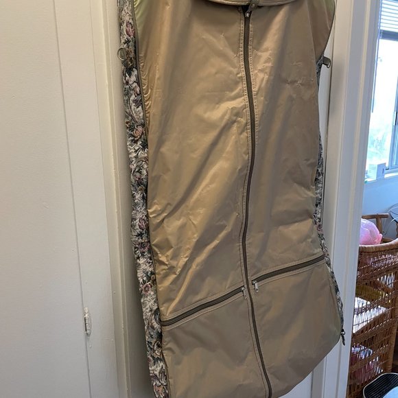 Vintage Floral Tapestry Garment Bag By Hampshire - Picture 8 of 12